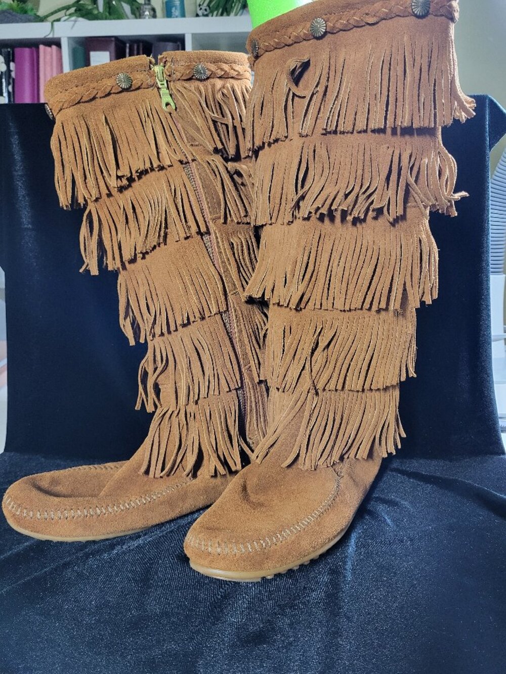 Minnetonka 1652 5-Layer Suede Fringe Tall Boots Brown Size 10 NWOT Festival
